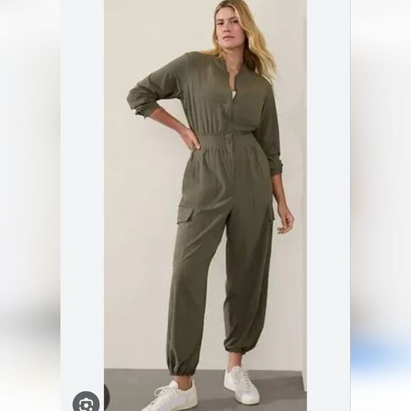 NWT Athleta Brooklin Long Sleeve Jumpsuit Im Army Green Size 16 - Picture 10 of 15